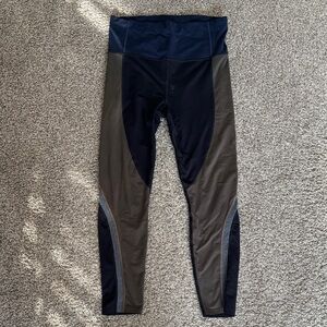 Athleta Black and Brown Leggings